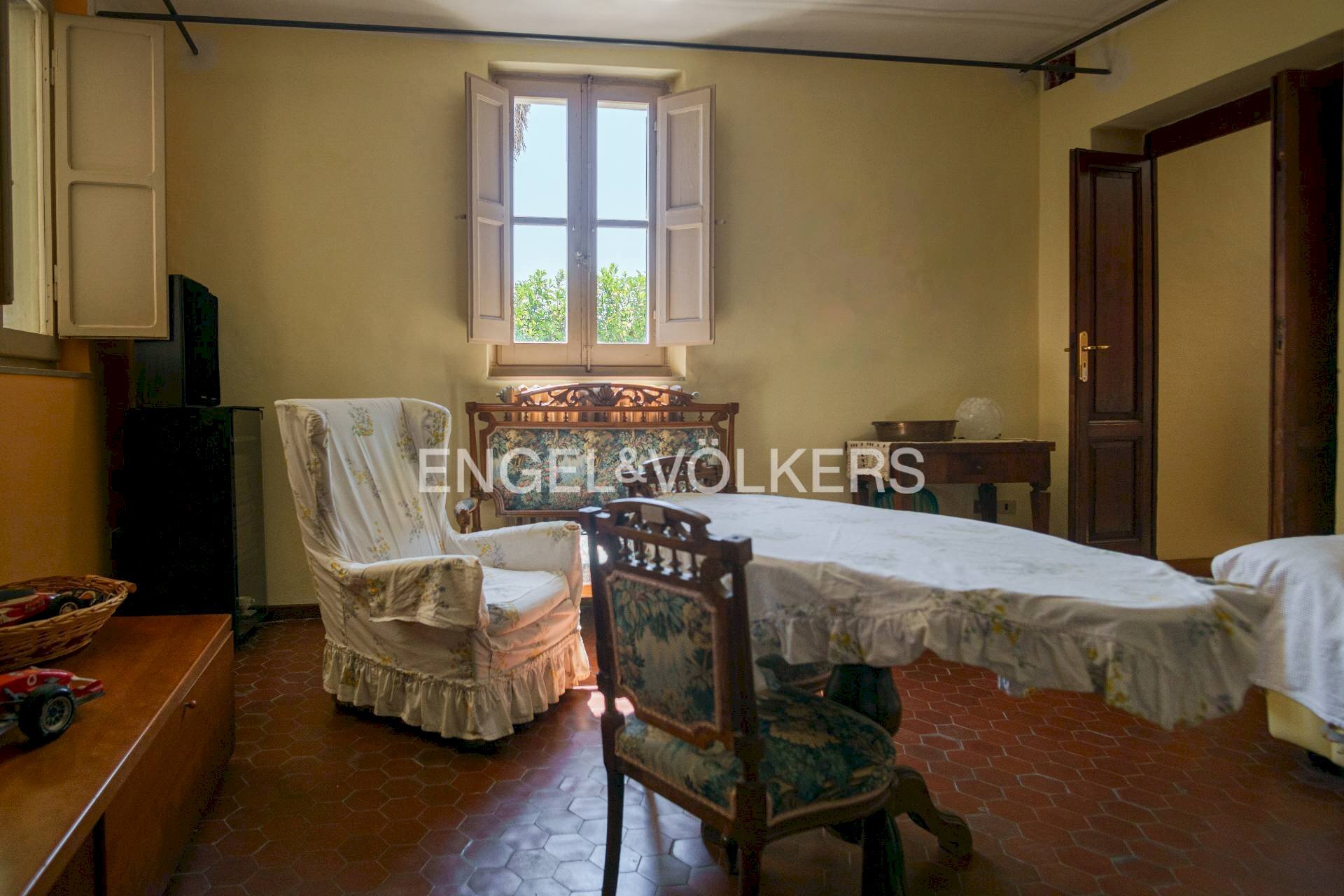 Foto 3 - Villa via nazionale per Teramo
 
238, Giulianova - foto 3