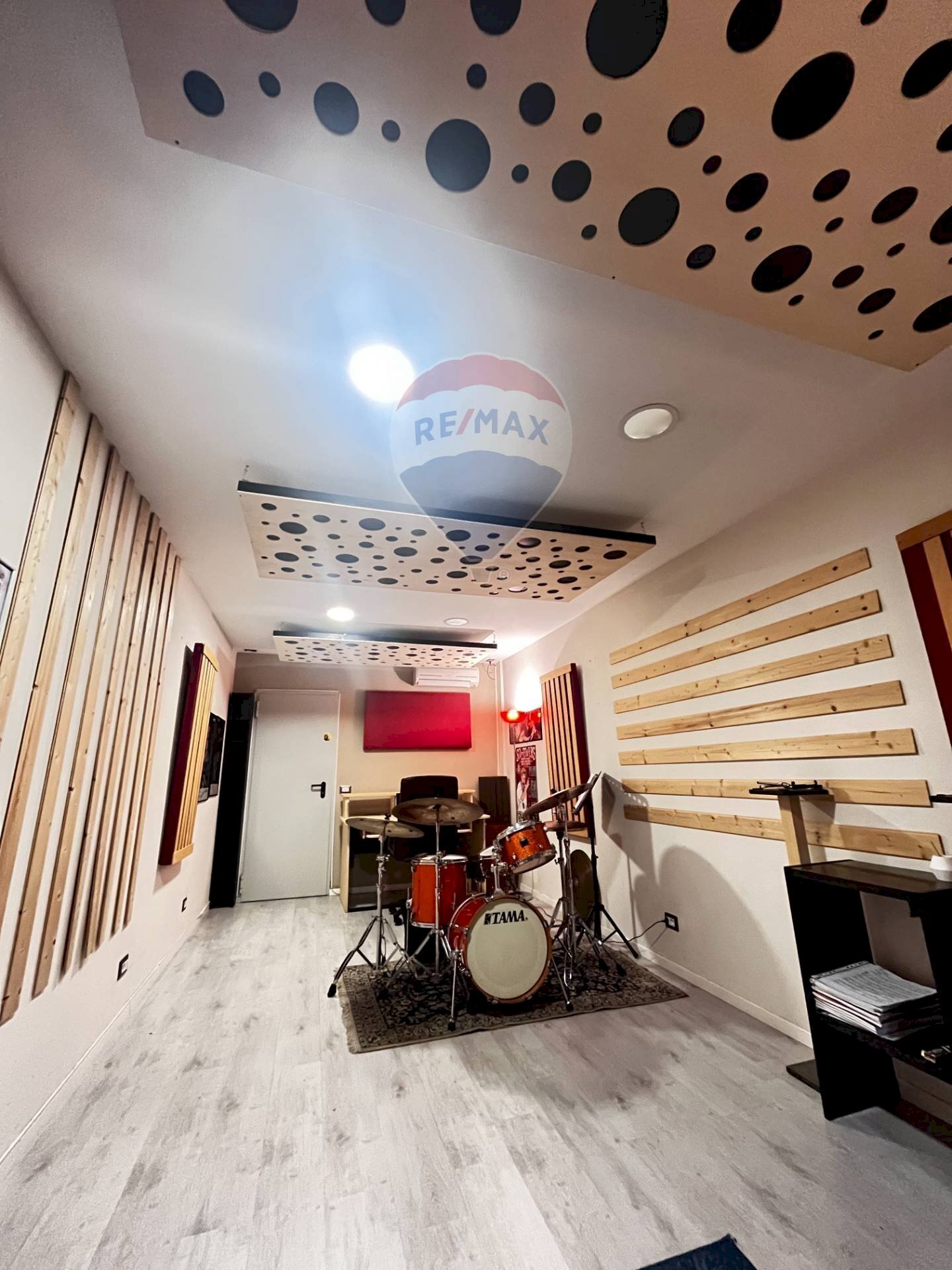 Soggiorno - Box via Lombardia
149 g, Campobasso - foto 3