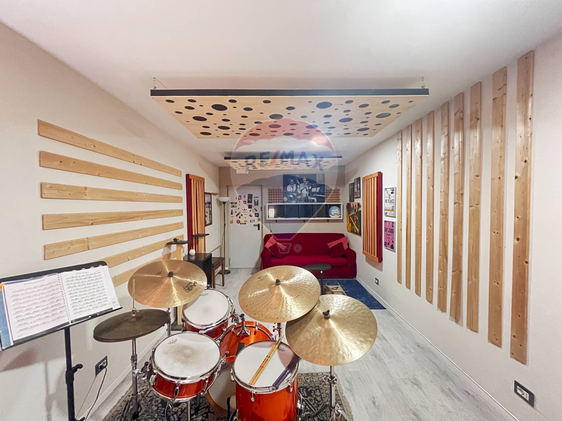 Sala da pranzo - Box via Lombardia
 
149 g, Campobasso - foto 1