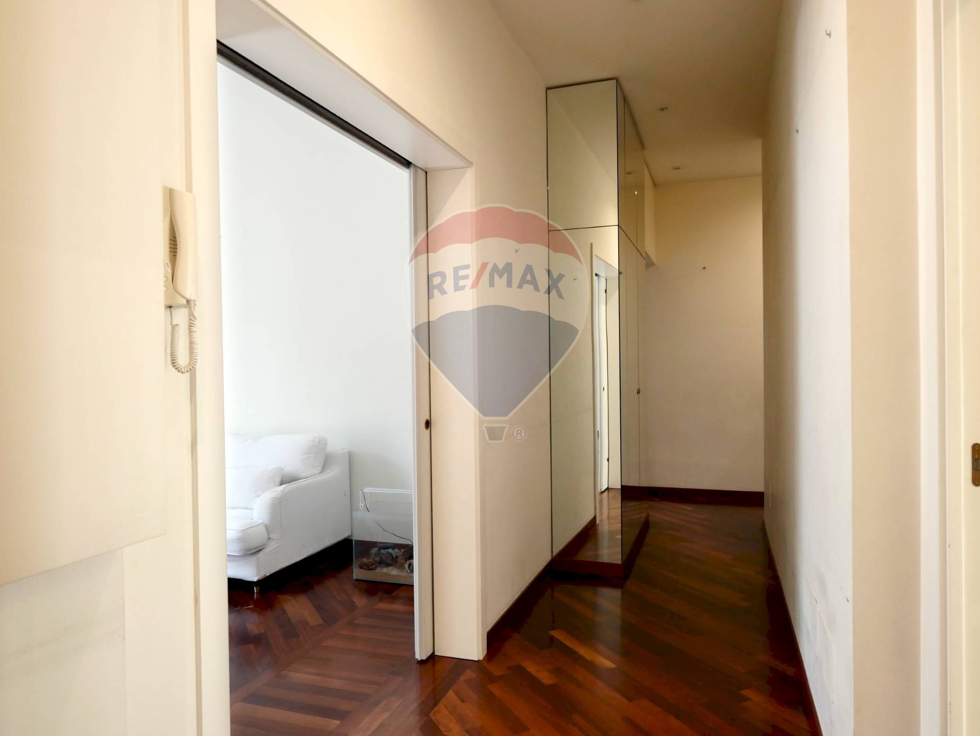 Hall / corridoio - Apartment Via Beata Elia di San Clemente
 
221, Bari - photo 3