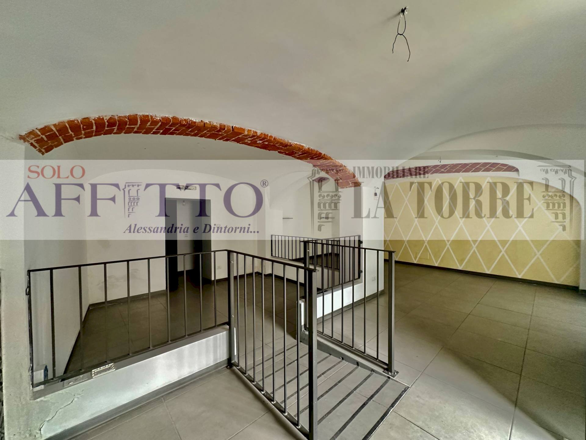 Foto 2 - Commercial Premises VIA GENOVA, Alessandria - photo 2