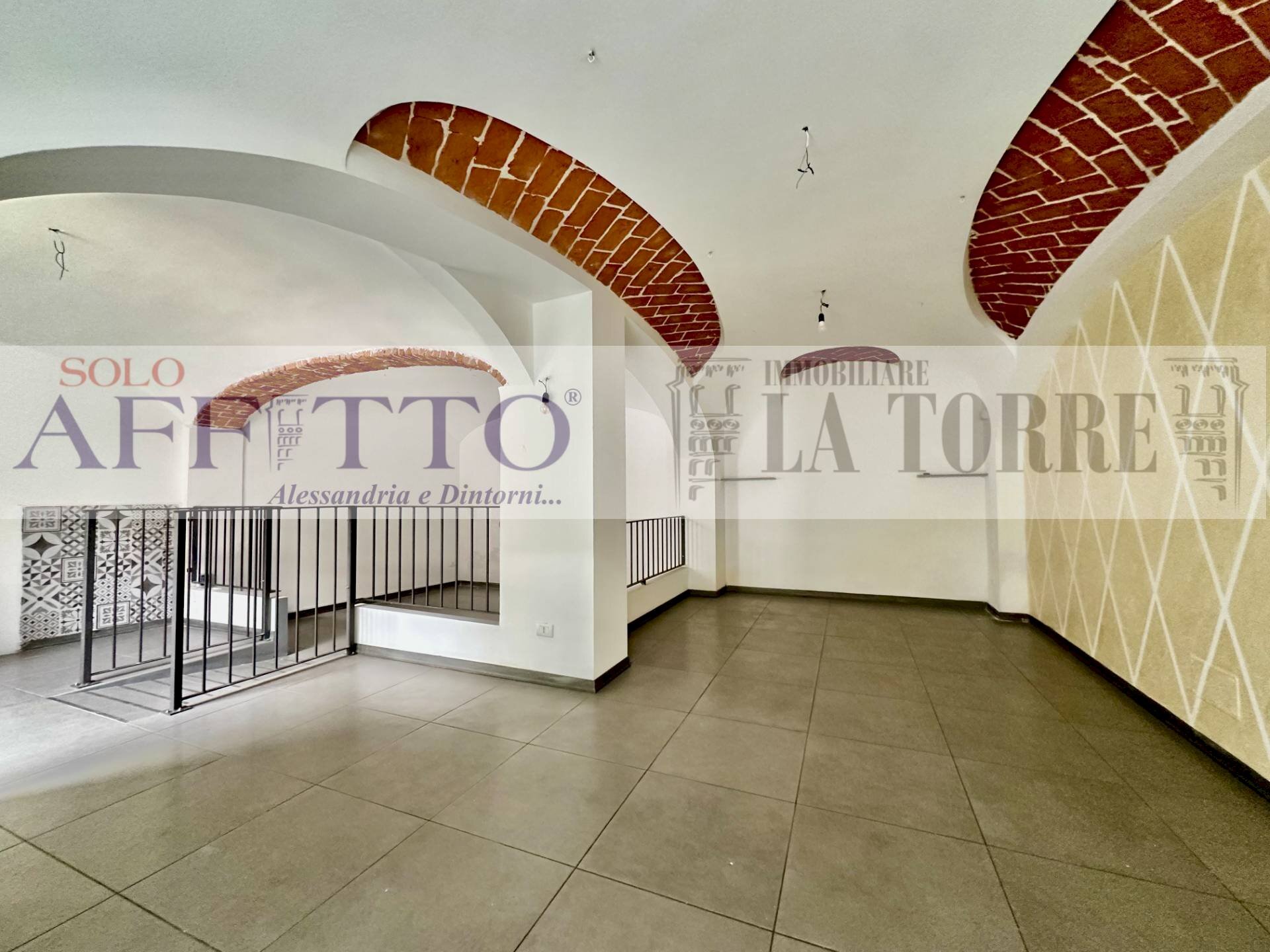Foto 3 - Commercial Premises VIA GENOVA, Alessandria - photo 3