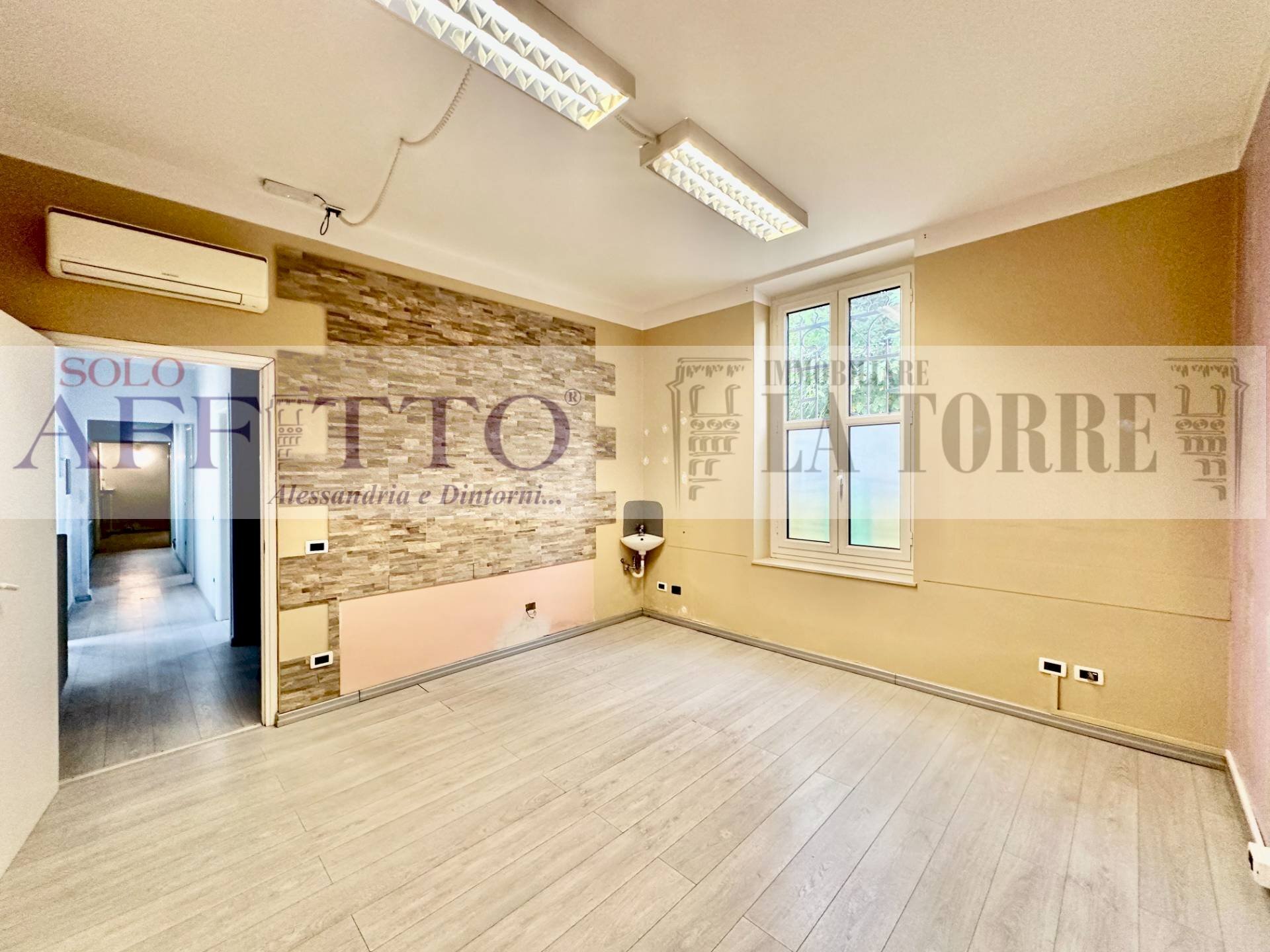 Foto 2 - Commercial Premises Via Alessandro Cassola, Alessandria - photo 2