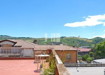 Foto 2 - Four-room apartment Viale Europa, Teramo - photo 2