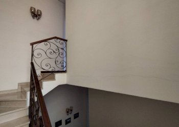 Scala - Appartamento via Roma, 74, Pregnana Milanese - foto 23