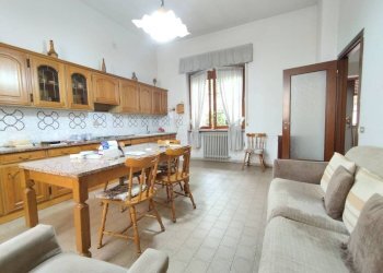 Salone - Appartamento via Roma, 74, Pregnana Milanese - foto 1