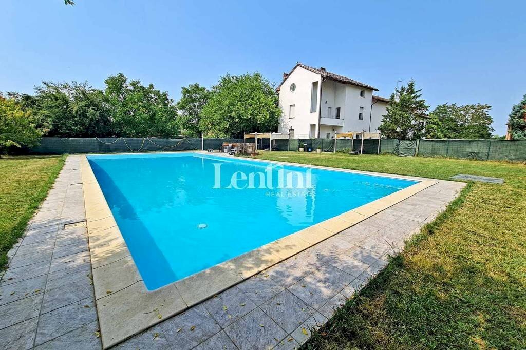 Piscina - Rustic via Cassola, Sale - photo 1