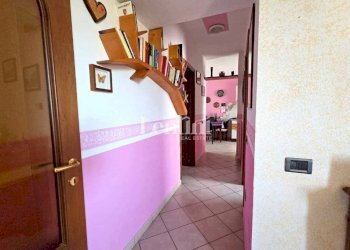 Corridoio - Villa strada Provinciale Casale Alessandria, 57, Casale Monferrato - foto 17