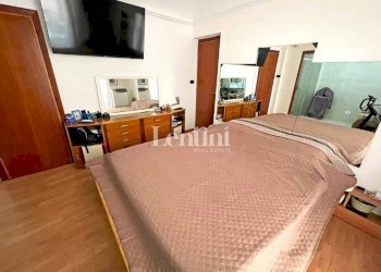 Camera da letto - Appartamento via Guglielmo Caccia, 7, Casale Monferrato - foto 6