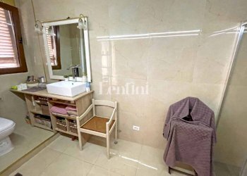 Bagno - Appartamento via Guglielmo Caccia, 7, Casale Monferrato - foto 8