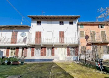 Facciata - Villa via San Martino, Borgo San Martino - foto 4