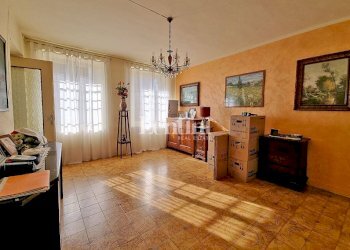 Camera da letto - Villa via San Martino, Borgo San Martino - foto 12