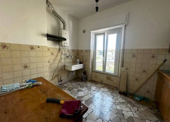 Cucina - Trilocale via Valgella, 10, Varese - foto 7