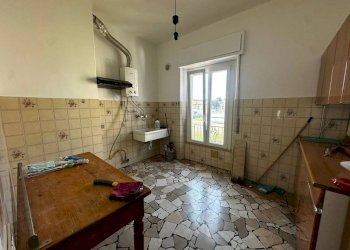 Cucina - Trilocale via Valgella, 10, Varese - foto 11