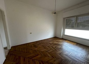 Camera da letto - Trilocale via Valgella, 10, Varese - foto 14