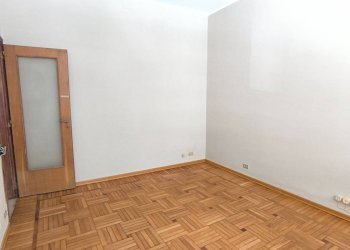Camera da letto - Three-room apartment via 20 Settembre, 45, Cuneo (neighborhood Centro) - photo 14