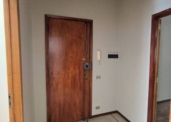 Ingresso - Three-room apartment via 20 Settembre, 45, Cuneo (neighborhood Centro) - photo 15