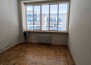 Ufficio - Three-room apartment via 20 Settembre, 45, Cuneo (neighborhood Centro) - photo 17