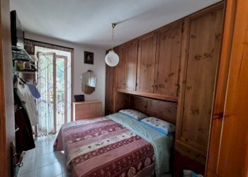 Camera da letto - Bilocale via Umberto I, Fenestrelle - foto 11