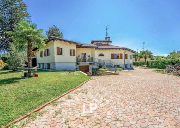 Giardino - Villa via Filippo Turati, 8, Castelletto Sopra Ticino - foto 10