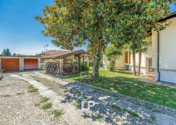 Giardino - Villa via Filippo Turati, 8, Castelletto Sopra Ticino - foto 16