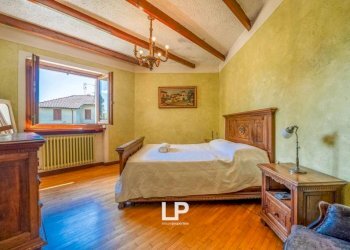 Camera da letto - Villa via Filippo Turati, 8, Castelletto Sopra Ticino - foto 27