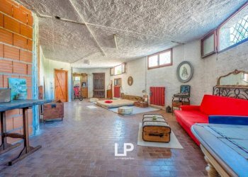 Cantina - Villa via Filippo Turati, 8, Castelletto Sopra Ticino - foto 39