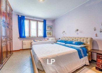 Camera da letto - Villa via Beati, n 95, Castelletto Sopra Ticino - foto 21