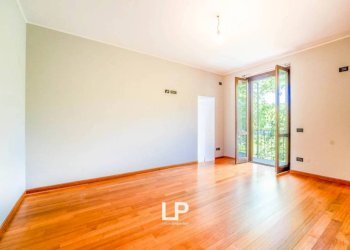 Camera da letto - Villa via Beati, n 95, Castelletto Sopra Ticino - foto 23