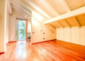 Stanza non arredata - Villa via Beati, n 95, Castelletto Sopra Ticino - foto 24