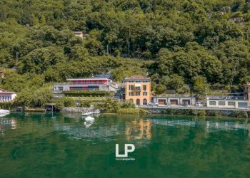 Piscina - Trilocale via statale 102, Valsolda - foto 2