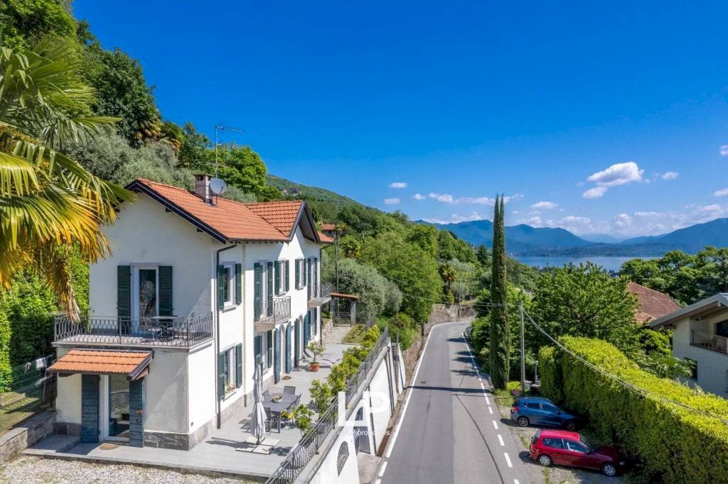 Vista - Villa via per Massino 24, Lesa - foto 1