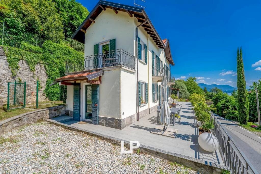 Facciata - Villa via per Massino 24, Lesa - foto 2