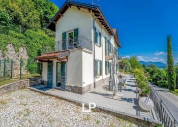 Facciata - Villa via per Massino 24, Lesa - foto 2