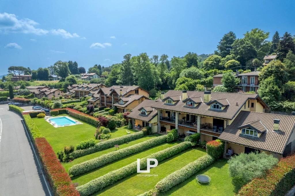 Piscina - Apartment via Quassa, 6A, Ranco - photo 3