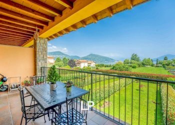 Terrazzo - Appartamento via Quassa, 6A, Ranco - foto 1