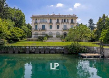 Piscina - Appartamento via 1º Maggio 50, Castelletto Sopra Ticino - foto 1