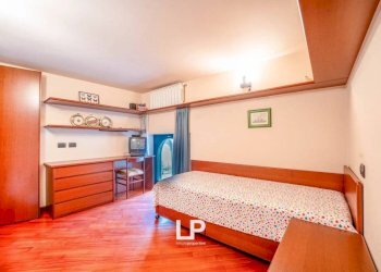 Camera da letto - Appartamento via 1º Maggio 50, Castelletto Sopra Ticino - foto 38