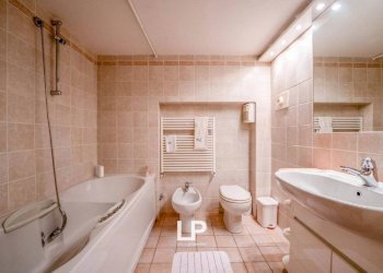 Bagno - Appartamento via 1º Maggio 50, Castelletto Sopra Ticino - foto 39