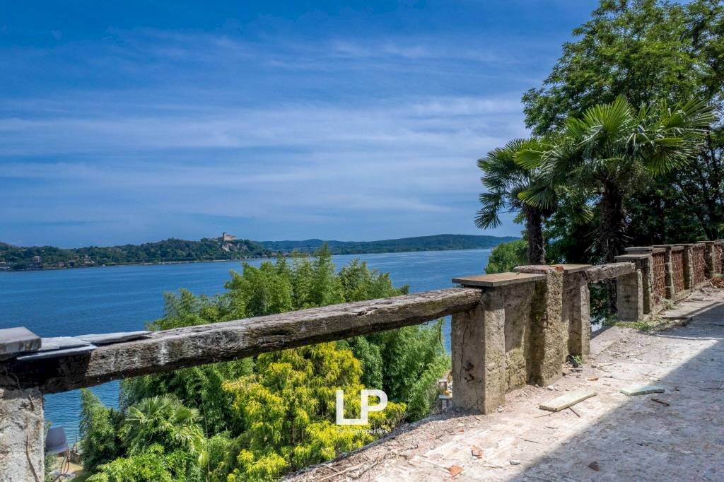 Vista - Villa SS33 del Sempione, 9, Meina - foto 2