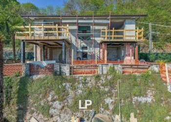 Facciata - Villa SS33 del Sempione, 9, Meina - foto 17