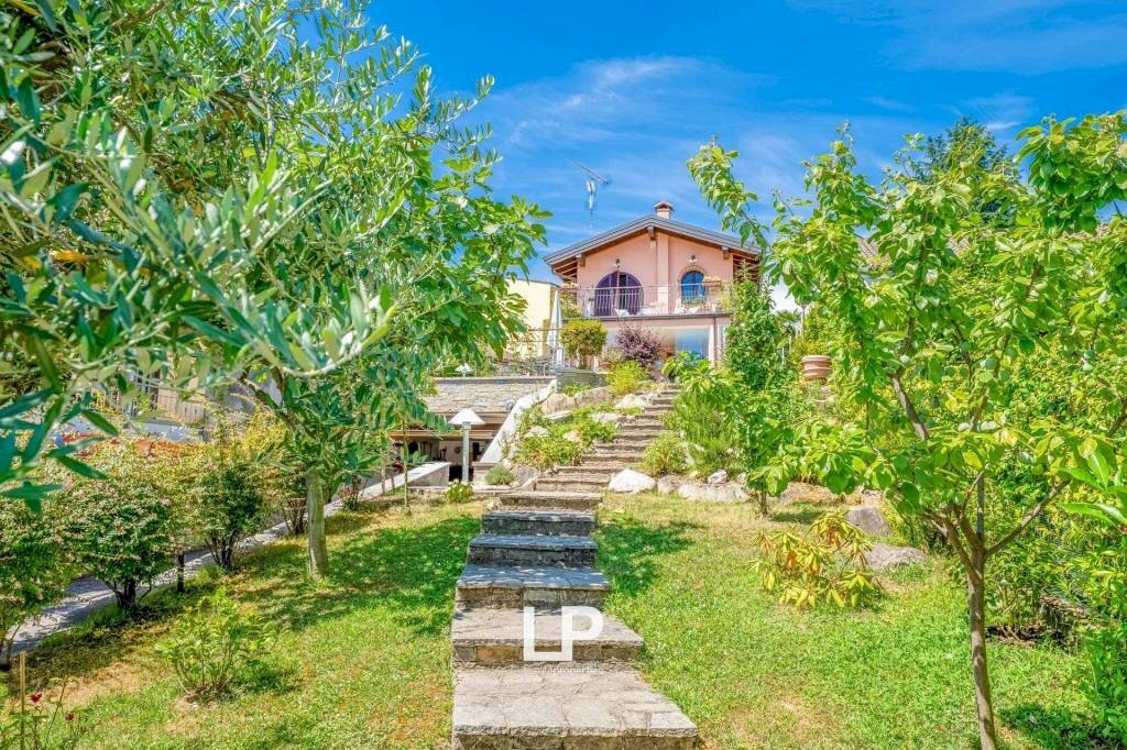 Giardino - Appartamento viale Rimembranze, 37, Meina - foto 3