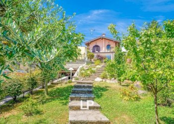 Giardino - Appartamento viale Rimembranze, 37, Meina - foto 3