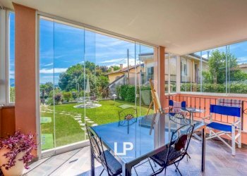 Veranda - Appartamento viale Rimembranze, 37, Meina - foto 9