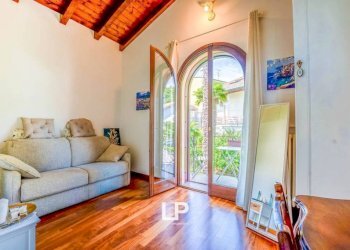 Camera da letto - Appartamento viale Rimembranze, 37, Meina - foto 20