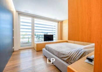 Camera da letto - Appartamento via Bellaria, 15, Sesto Calende - foto 32
