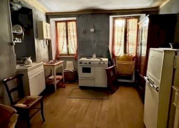 Cucina - Casa indipendente via Federico Rosazza, 15, Rosazza - foto 6