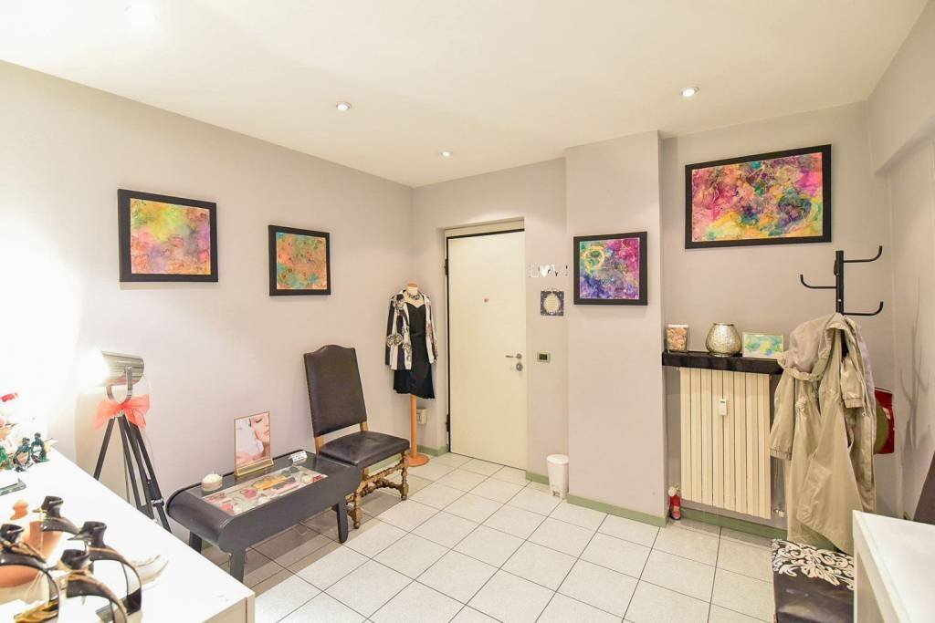 Ingresso - Centro Estetico - Solarium - Benessere via Roma, Lecco - foto 2