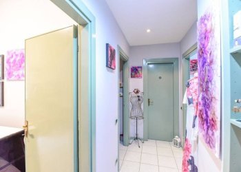 Corridoio - Centro Estetico - Solarium - Benessere via Roma, Lecco - foto 6