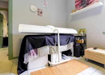 Camera da letto - Centro Estetico - Solarium - Benessere via Roma, Lecco - foto 15